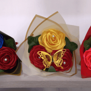 RAMO X3 DE ROSAS